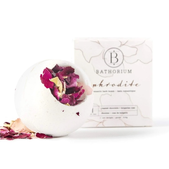 Bathorium Aphrodite Giant Bath Bomb - Picture 1 of 5